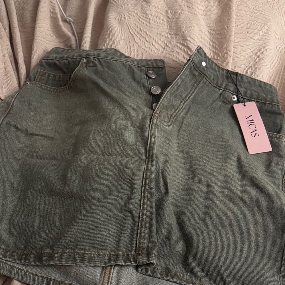 Micas Olive Green Midi Skirt